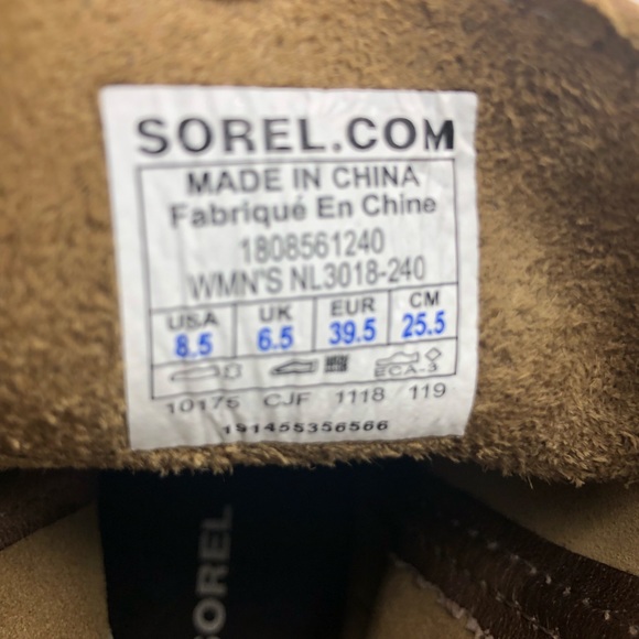SOREL boots. - Picture 10 of 16
